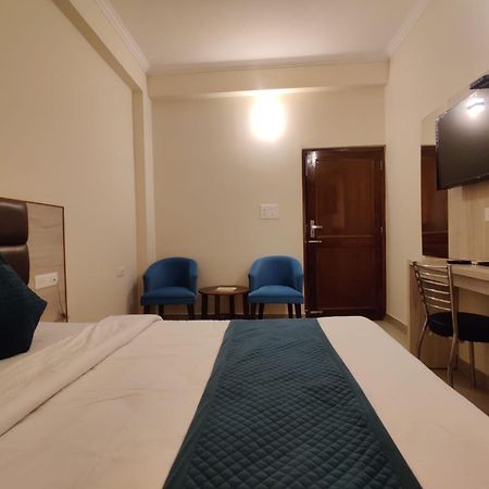 Devaaya Palace Rishīkesh Exteriör bild
